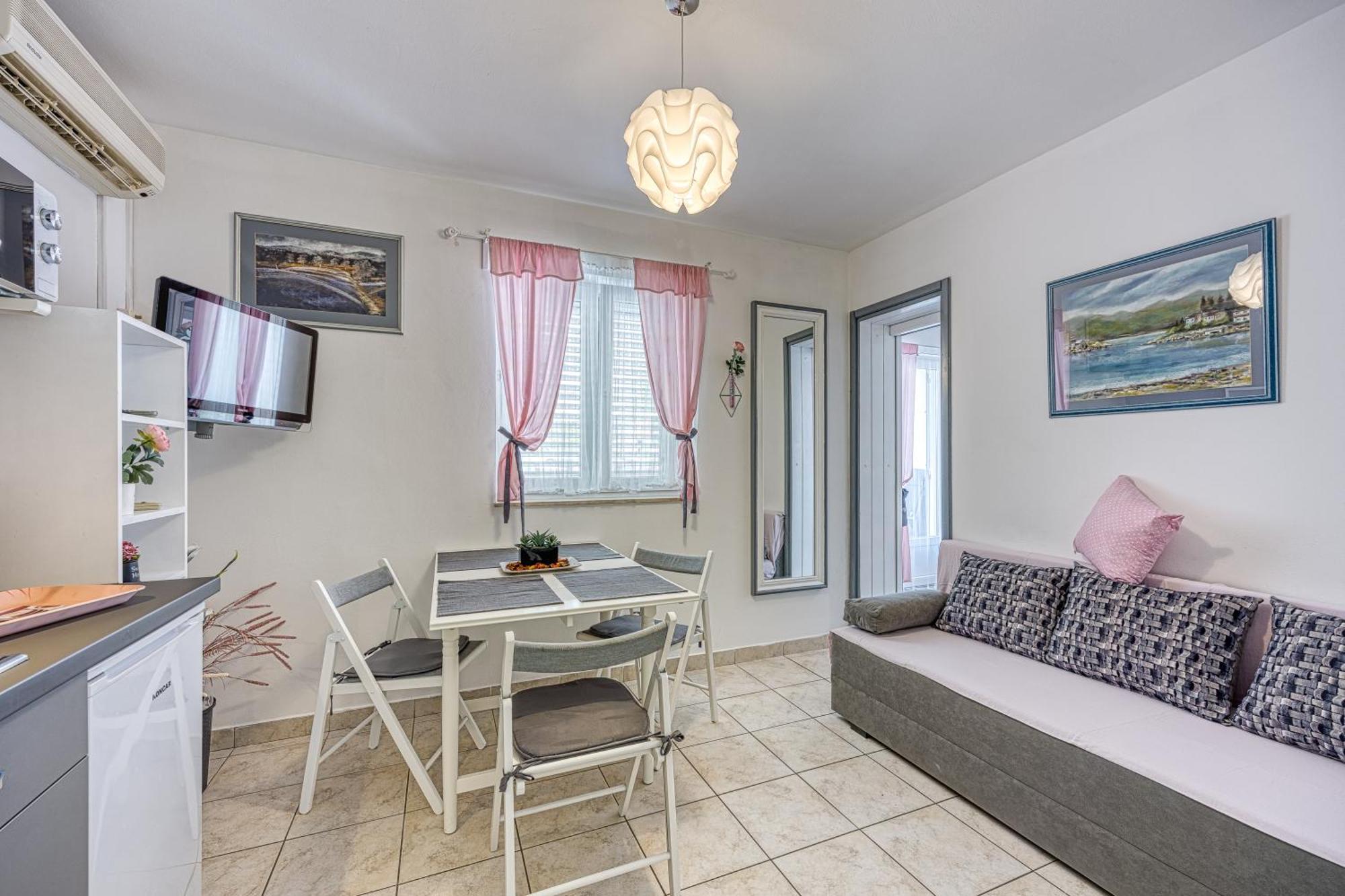 Studio Apartmani Ivanda Макарска Екстериор снимка